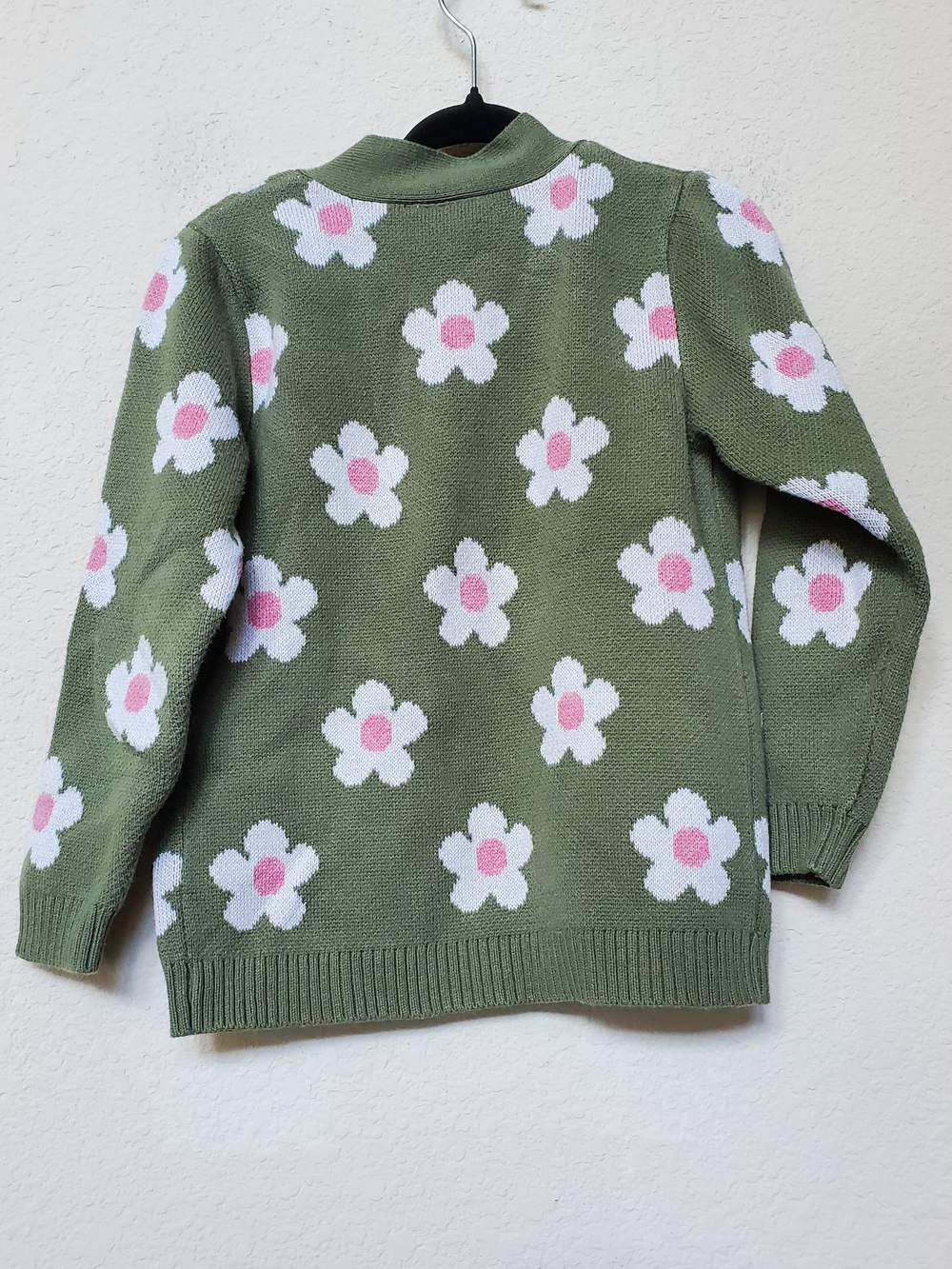 okie dokie Green Knit Cardigan. Size 3T - Picture 3 of 4